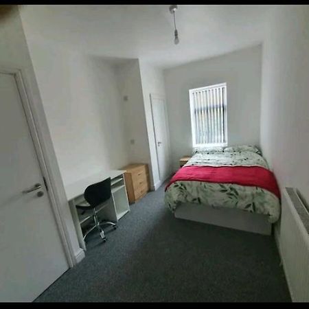 Private Room Ensuite D Burnley City Bagian luar foto